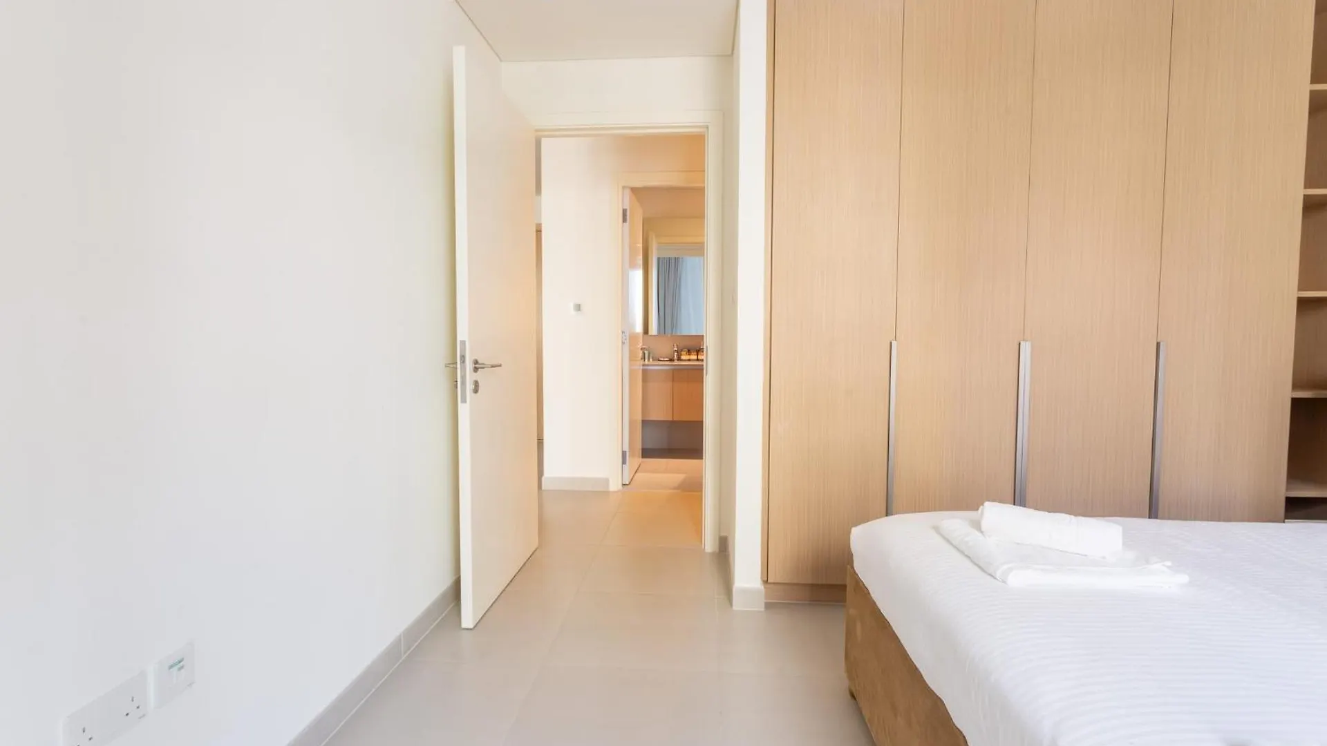 Daire Elegant At Creek Beach 1 Bhk Dubai