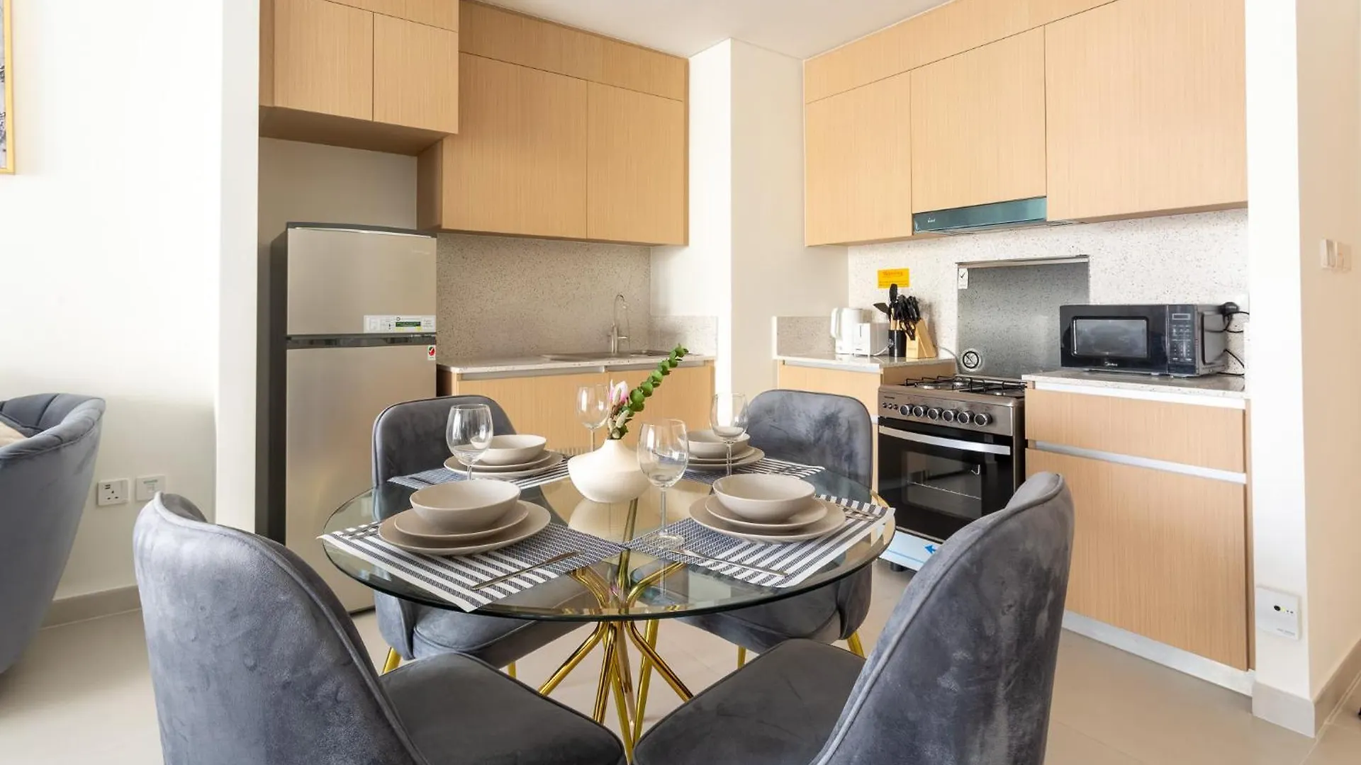 Elegant At Creek Beach 1 Bhk Dubai