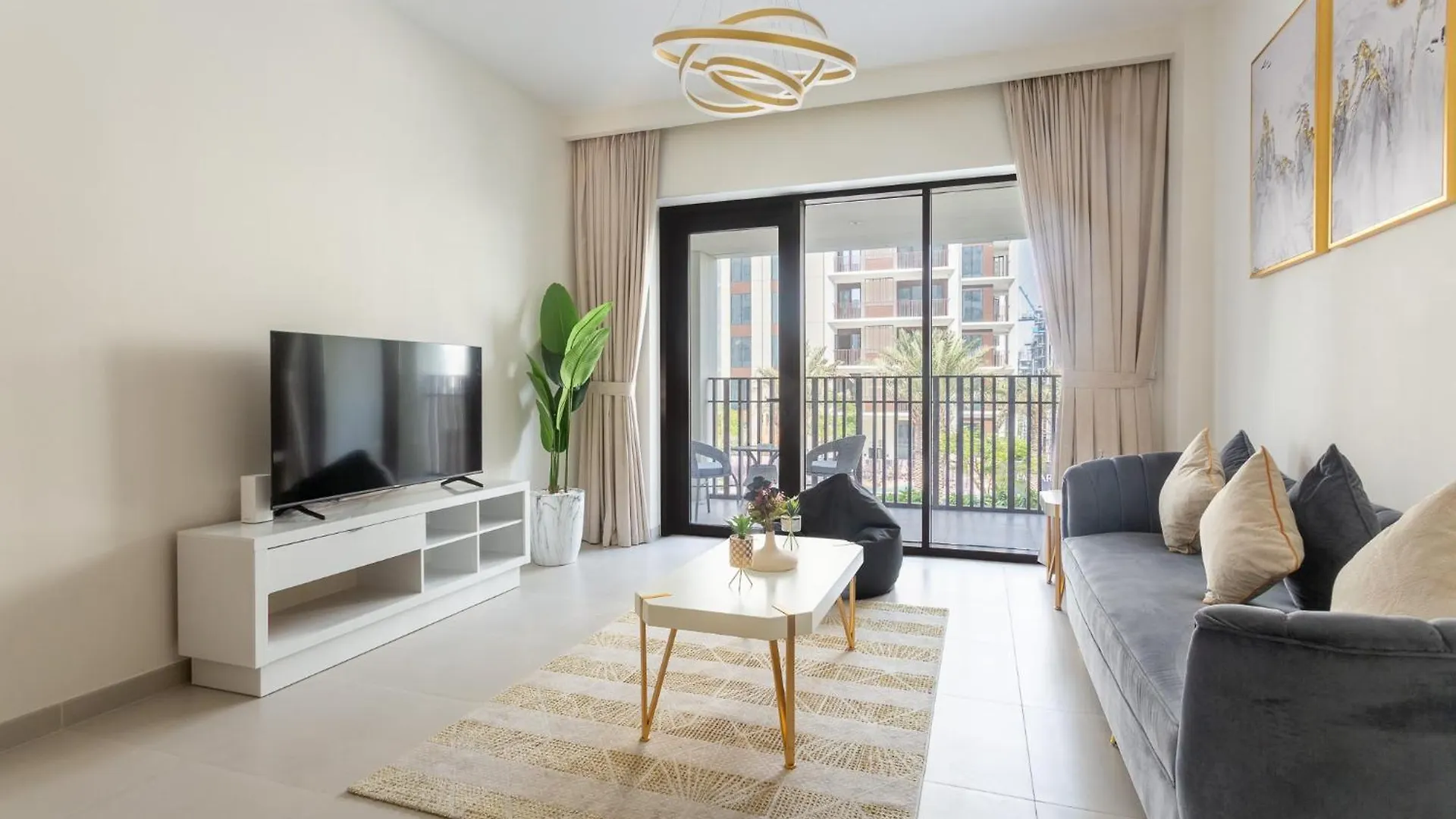 Elegant At Creek Beach 1 Bhk Dubai